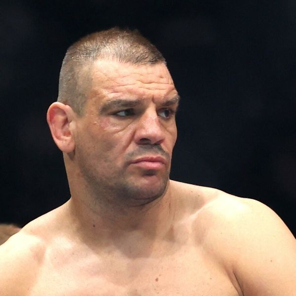 Aleksandar Zorić oglasio se na društvenim mrežama nakon kontroverznog poraza Ante Delije u UFC-u