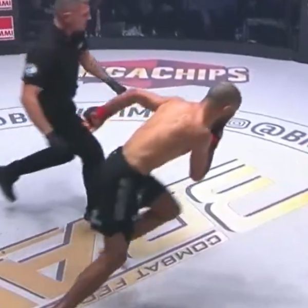 VIDEO Muhammad Mokaev servirao spektakularan nokaut