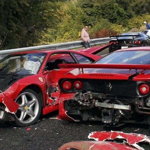 Mladi košarkaš u kritičnom stanju, vatrogasci ga izvlačili iz smrskanog Ferrarija