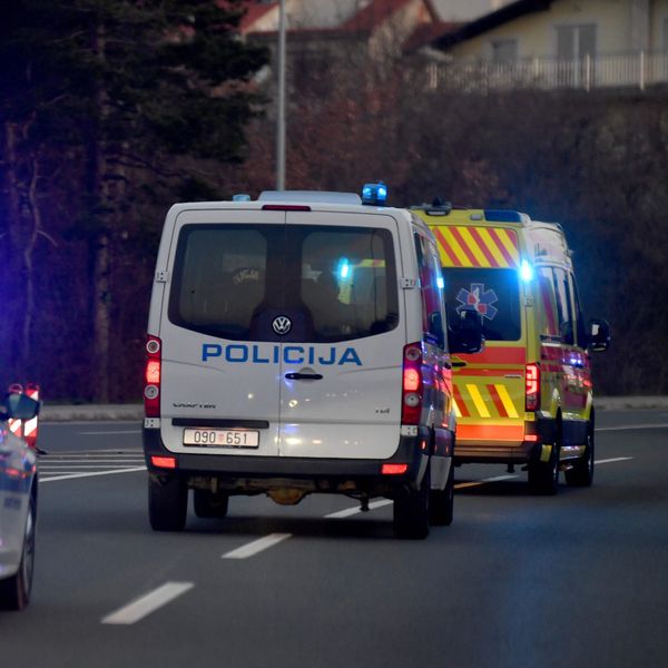 U stanu u Viškovu kraj Rijeke pronađen mrtav muškarac, žena u bolnici