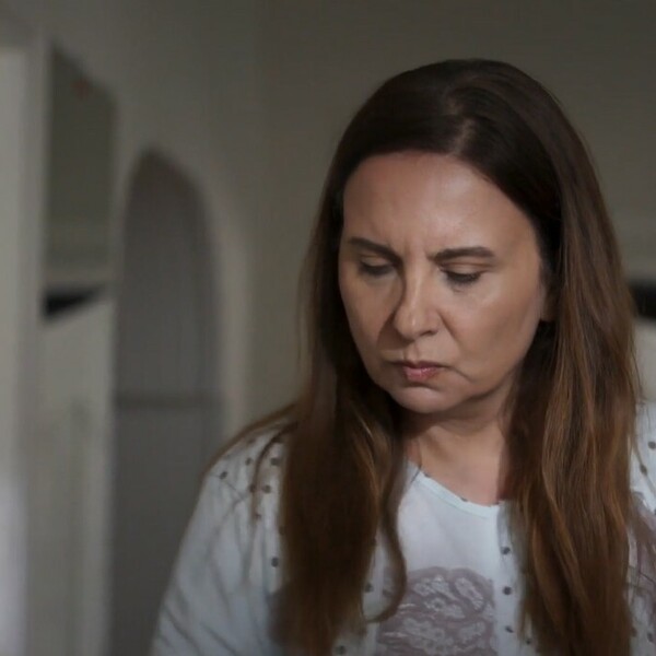 Skrivena sudbina: Sve ga boli – probudio se pored kreveta svoje kćeri