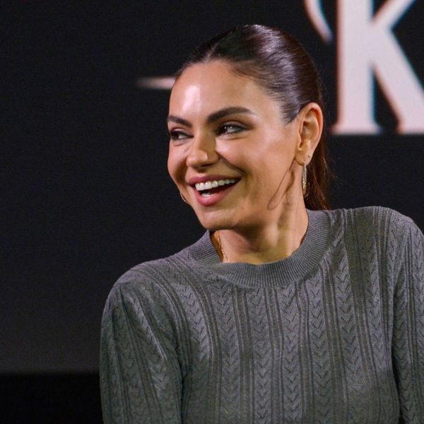 Poslovna kombinacija po uzoru na Milu Kunis