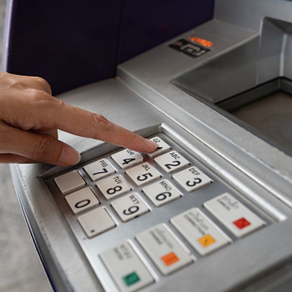 U srijedu provjerite račune: Dijelu građana stiže isplata