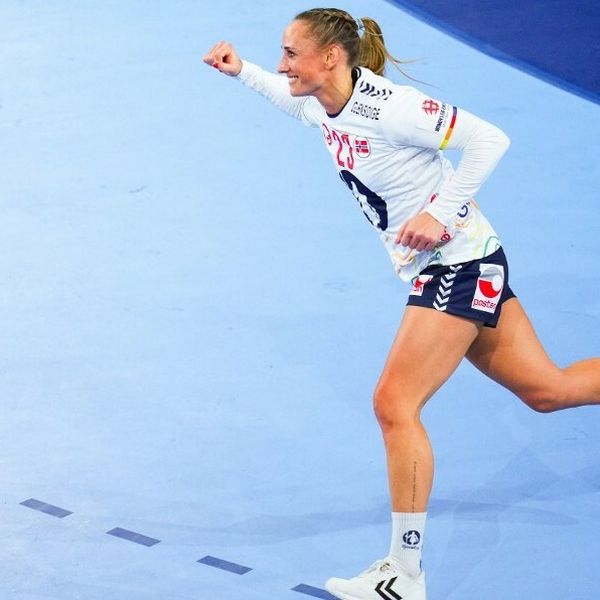 Službeni spiker otpušten nakon skandalozne izjave o novom izgledu rukometašice