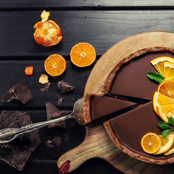 Jednostavna, ukusna i zdrava: Pita od naranče i čokolade koja se ne peče