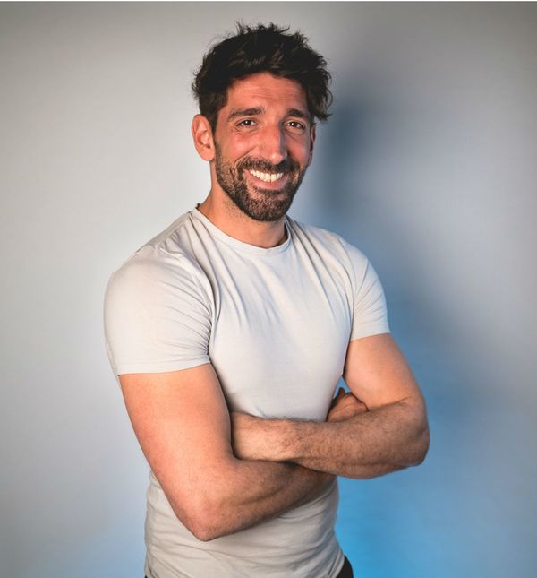 Slavko Sobin, zvijezda showa 'Ples sa zvijezdama', udomio je dvije kujice, Bubu i Maru