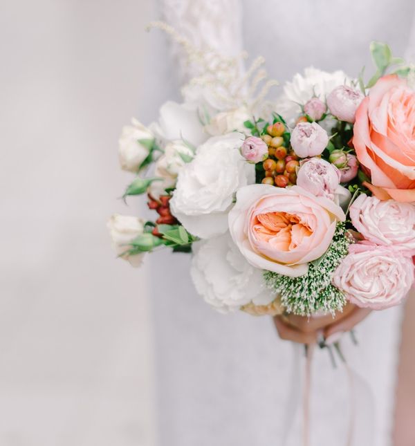 Bacanje buketa neizostavan je dio vjenčanoga slavlja