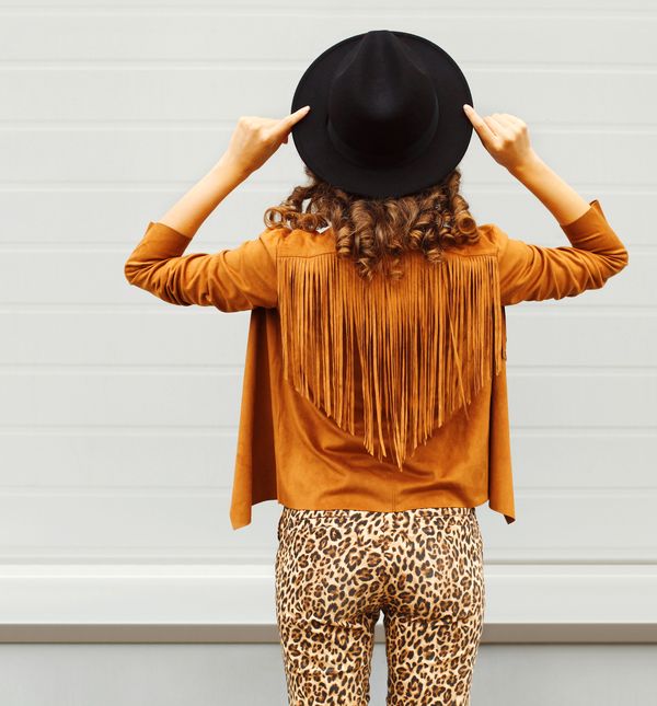 Sjedenje osam sati za radnim stolom itekako se može odraziti na držanju tijela