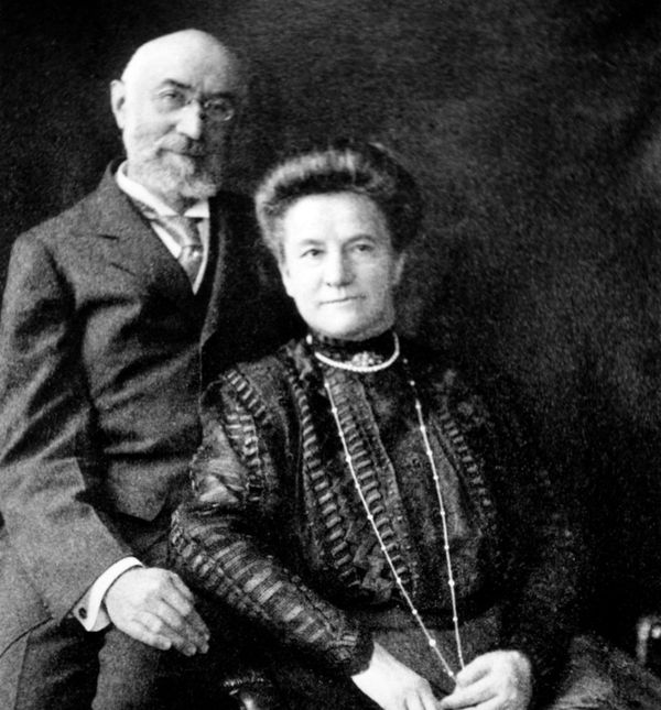 Ida i Isidor Straus odbili su otići s Titanica kako bi se spasilo više djece i žena