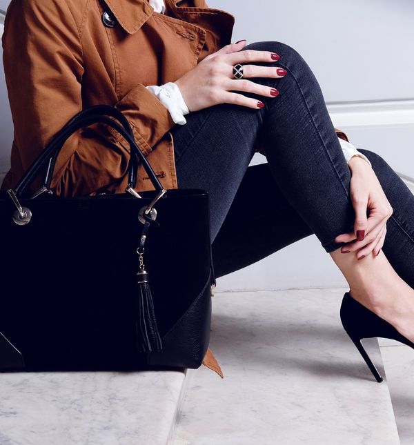 Crne se štikle lako uklope u svaku modnu kombinaciju