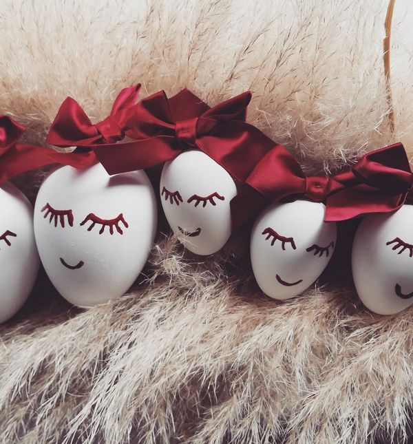 Pisanice ukrašene mašnicom - 2