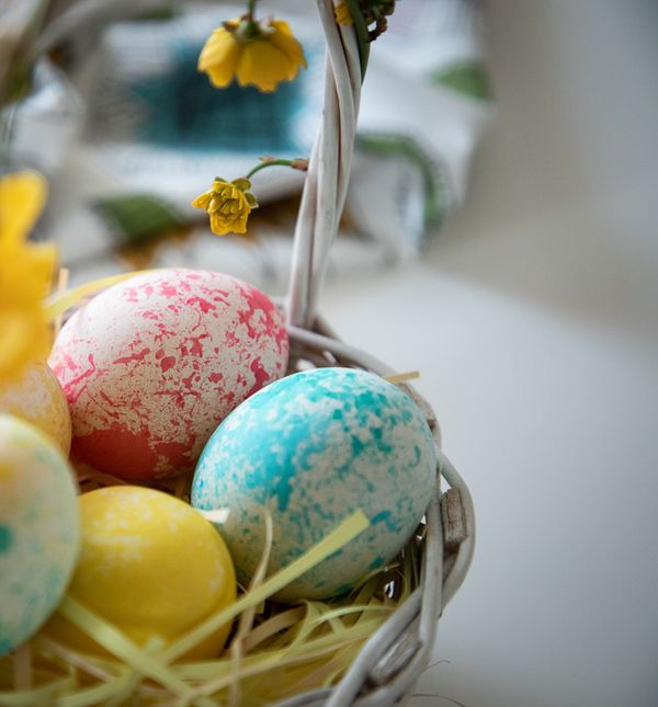 Bojanje jaja s rižom