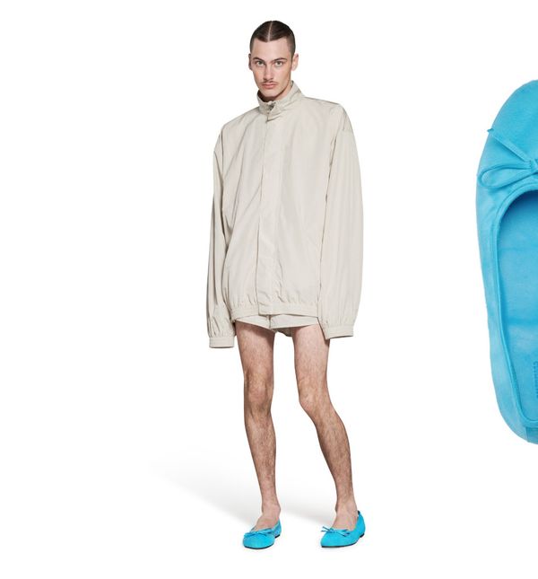 Balenciaga u kolekciji za ljeto ima balerinke za muškarce
