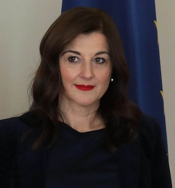 Sanja Musić Milanović ljubiteljica je elegantnih kompleta u crnoj boji