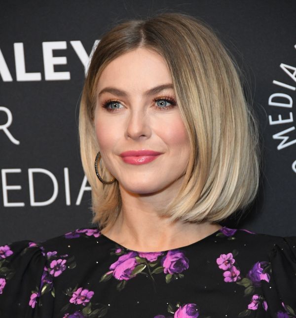 Julianne Hough nosi najklasičniju verziju 