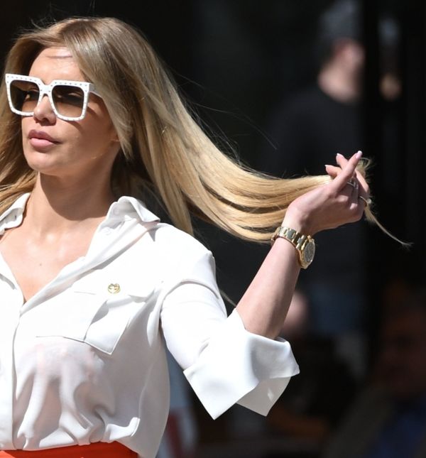 Dama iz centra Zagreba u lijepoj i udobnoj kombinaciji