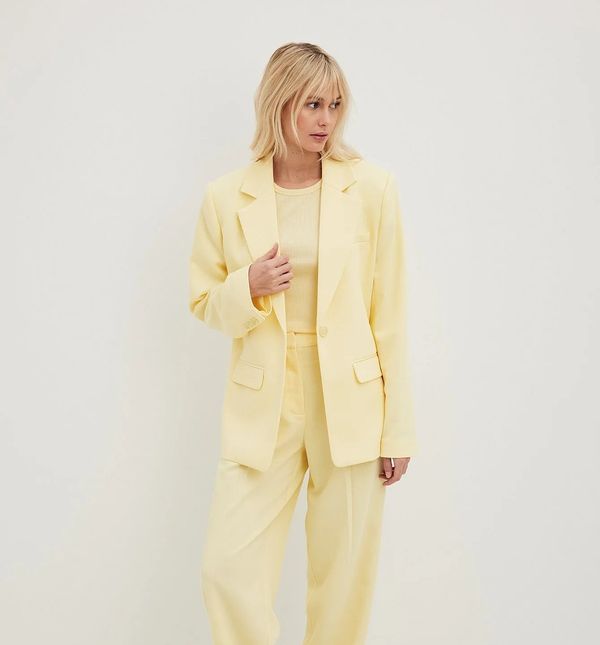 NA-KD, sako, 38,97 eura, hlače, 26,97 eura