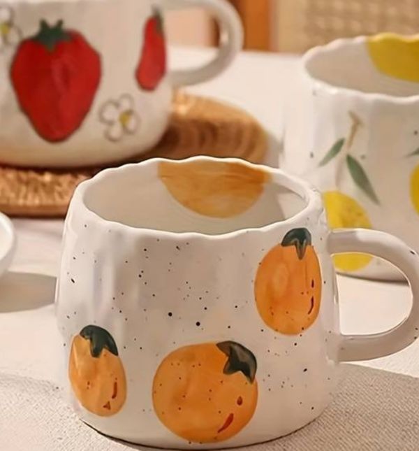 Šalice s motivima voća