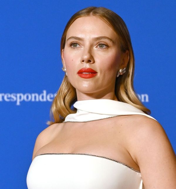 Scarlett Johansson blistala je u bijeloj haljini