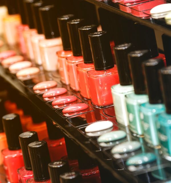 Koje boje lakova vi najviše volite u proljetnim mjesecima?