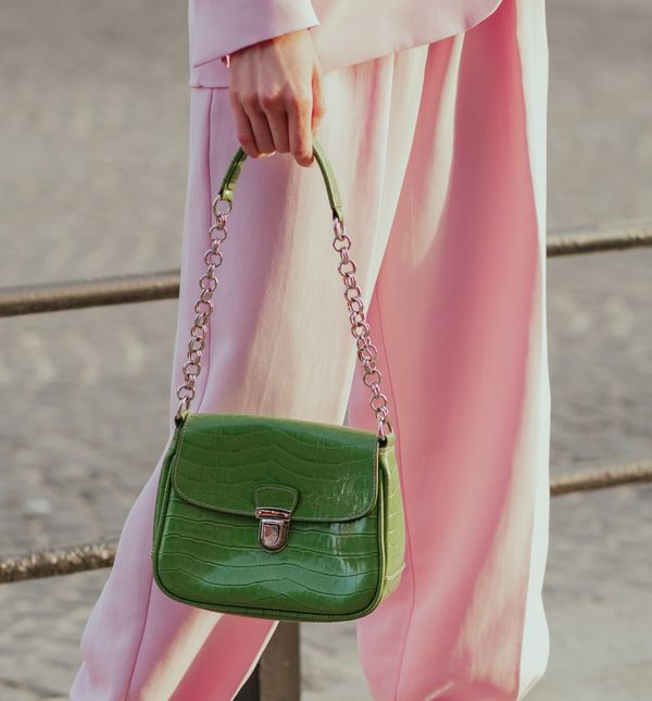 Hlače širokih, lepršavih nogavica stvorene su za proljeće