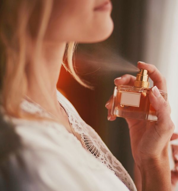 Žene bikovi vole sve što miriše bogato i fantastično