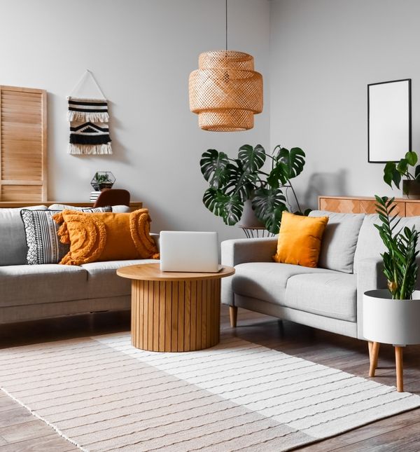 Uz nekoliko jednostavnih promjena dnevni boravak može postati ugodan, prozračan i skladan prostor