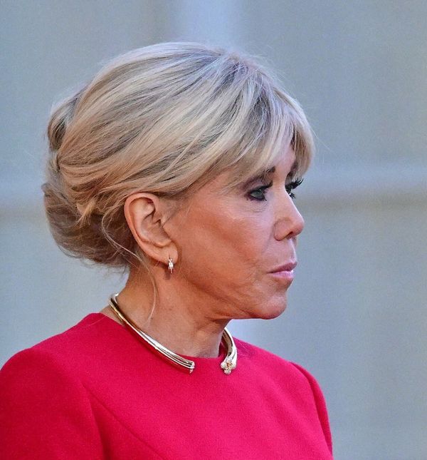 Brigitte Macron u dugoj crvenoj haljini