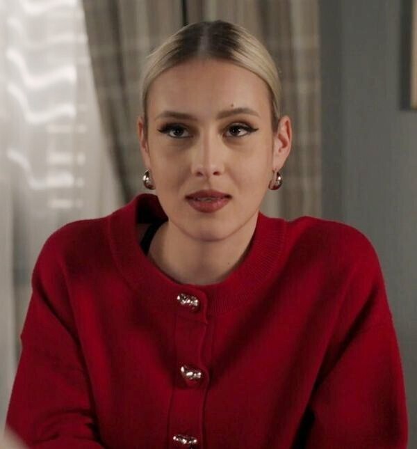 Lara Gotovac, lik iz serije Kumovi