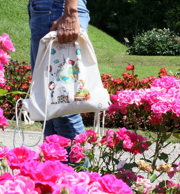 Ruksaci Kolo s ilustracijama Lane Hudine iz brenda Lana's Duckass