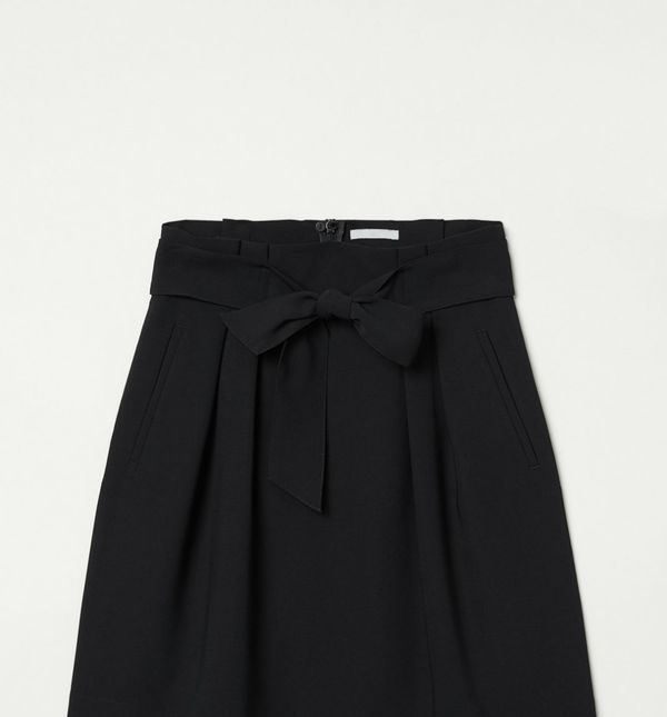 H&M mini suknja A kroja, 185 kn