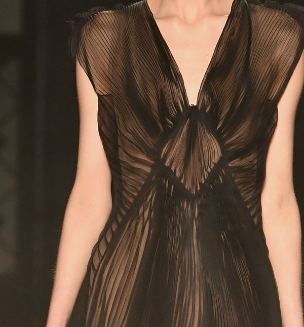 Plisirane haljine i suknje nosit će se i ove jeseni