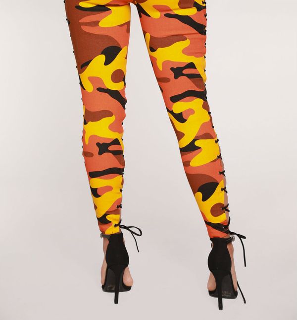 Hlače Fashion Nova - 1