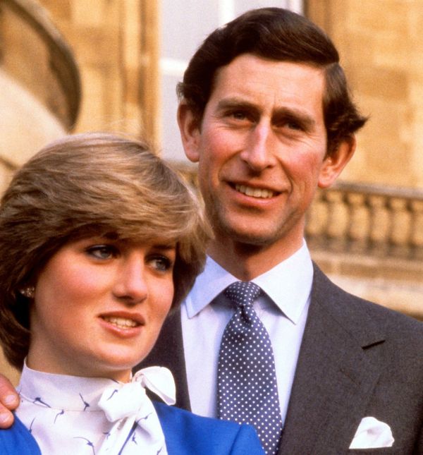 Na službenim portretima princ Charles je uvijek bio viši od Diane