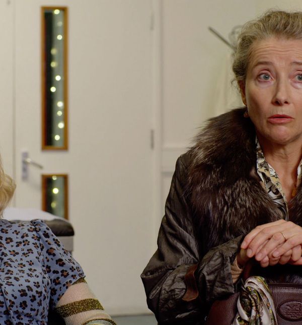 Emilia Clarke i Emma Thompson u sceni iz filma Last Christmas