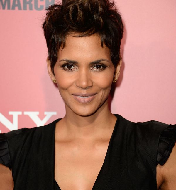 Halle Berry (2003.)