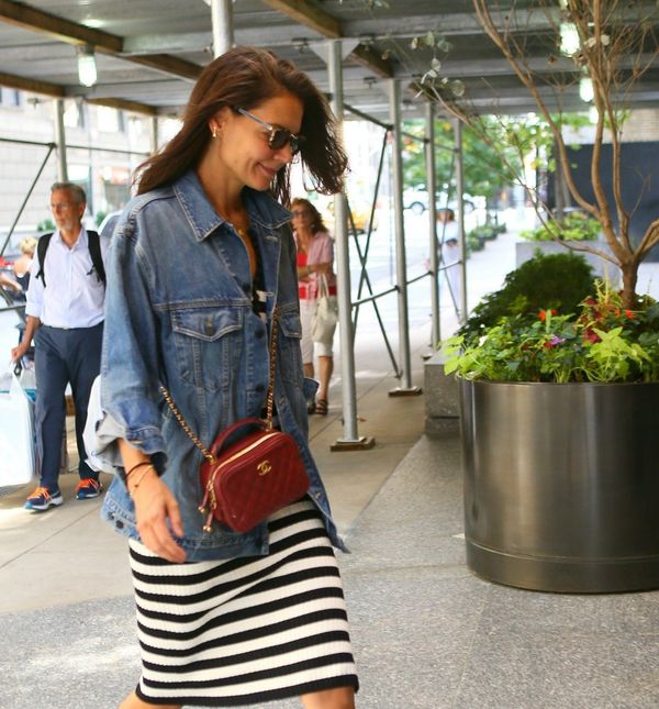 Katie Holmes u japankama s visokom potpeticom