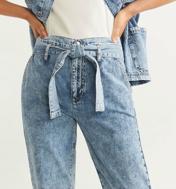 Traperice visokog struka brenda Mango