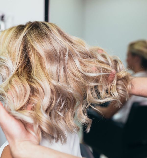 Zahvaljujući suncu naša kosa dobije izgled koji želimo što duže zadržati