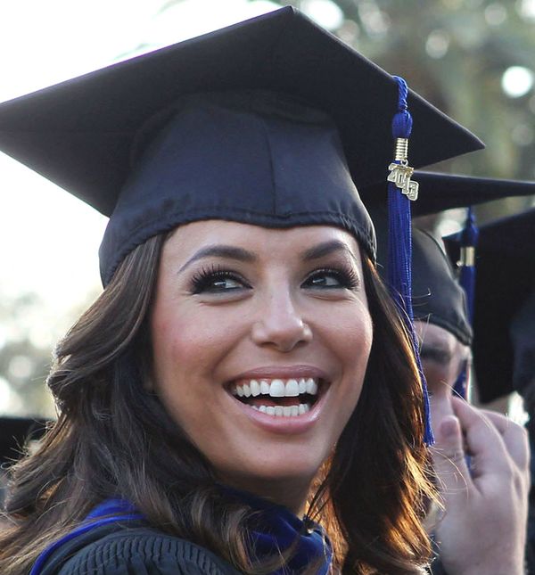 Eva Longoria magistrirala je 2013. godine