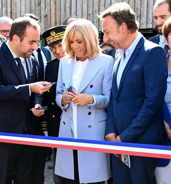 Brigitte Macron u predivnom kaputu - 4