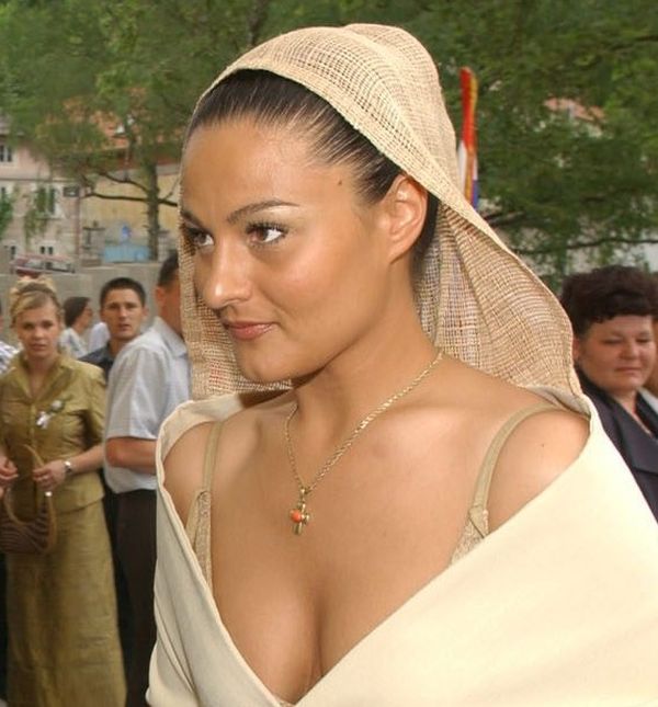Martina Tomčić 2003. godine u neobičnoj i baš efektnoj vjenčanici