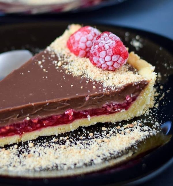 Tart s malinama i čokoladom blogerice Ivane Šteković