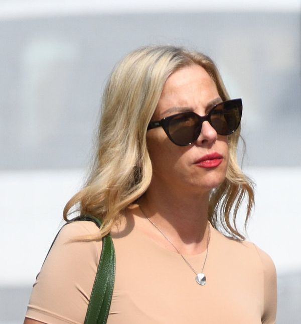 Zagrebačko street style izdanje u crnoj suknji