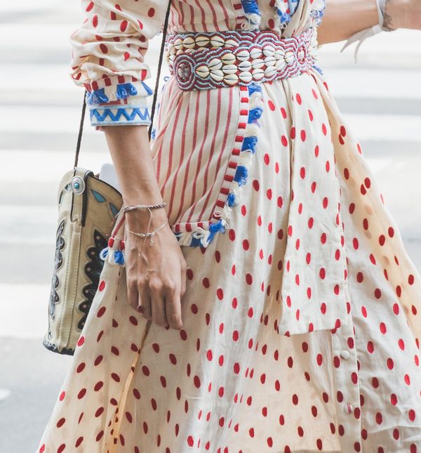 Čim padnu temperature, haljine dugih rukava viđat ćemo na svakom koraku