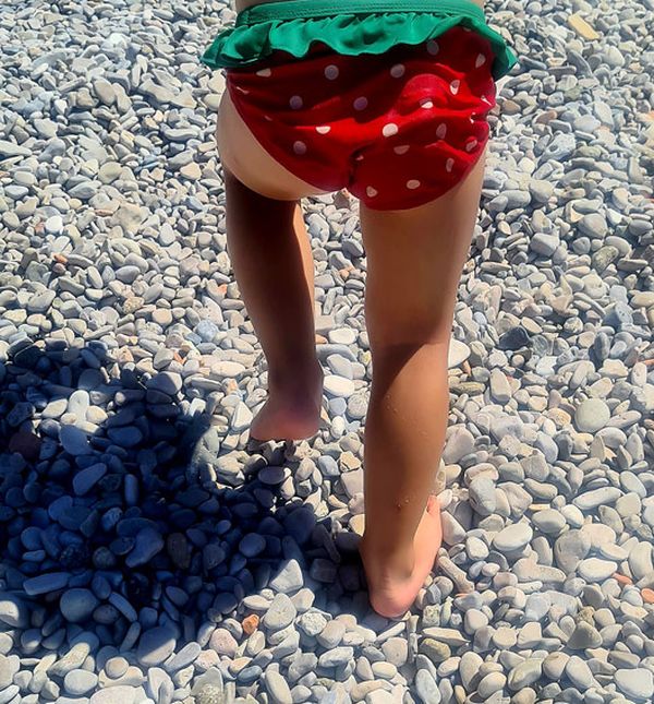 'Bilo da se radi o pijesku ili kamenju, ne oblačite djeci papučice na noge'