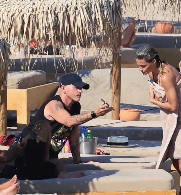 Eros Ramazzotti na odmoru je s dvije bivše žene