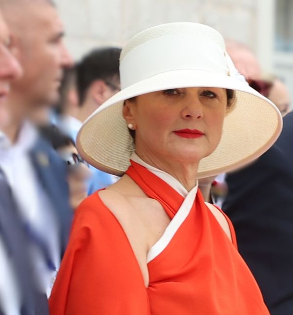 Sanja Musić Milanović sa šeširom brenda Kobali