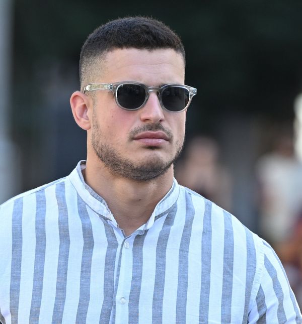 Muškarac sa špice u odličnom, a jednostavnom izdanju