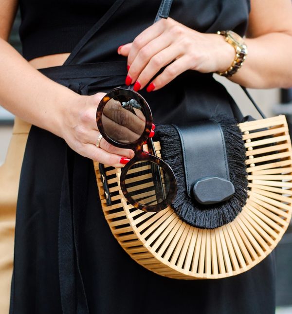 Crne hlače su svestrani klasik koji žene obožavaju nositi u svim prigodama